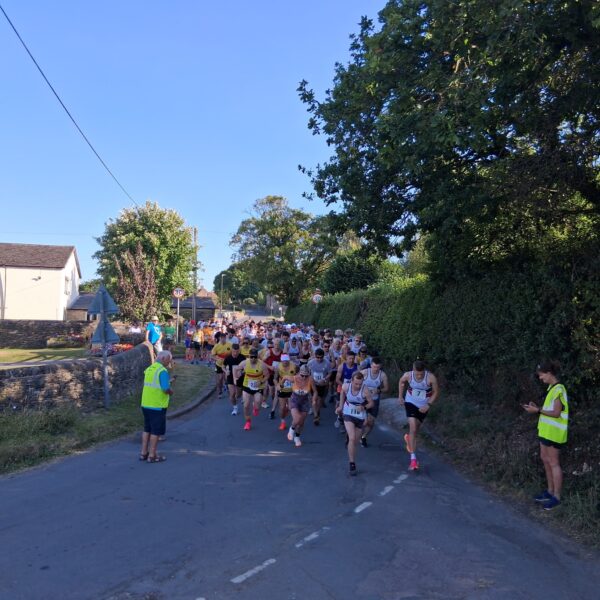 Runners setting off in a race