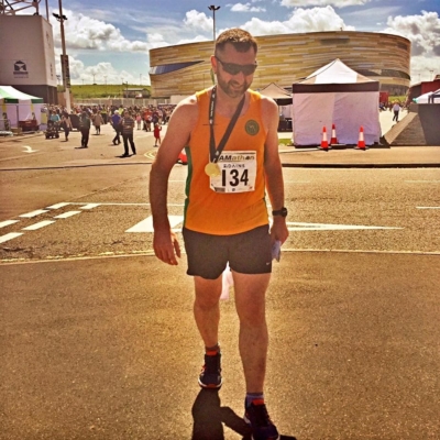 Alex-Shepherd-sporting-a-fine-medal-whilst-nursing-his-injuries.jpg