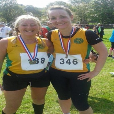 Dawn-and-Emma-at-Holymoorside-10k.jpg