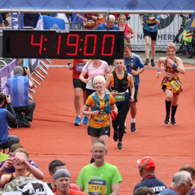 LeedsRobBurrowMarathon2023_featured.jpg